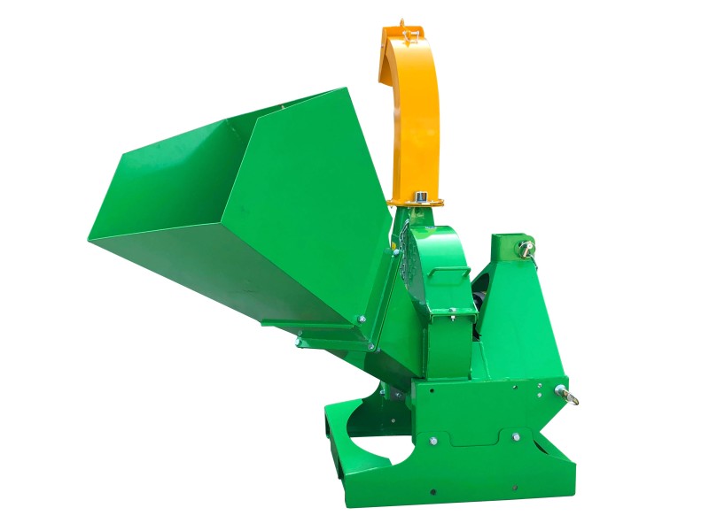 BX52 wood chipper
